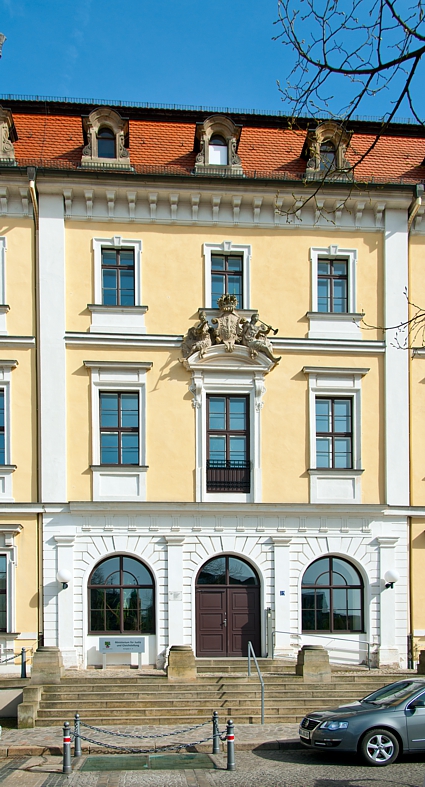Dienstgebäude Domplatz 2-3 Dienstgebäude Domplatz 2-3